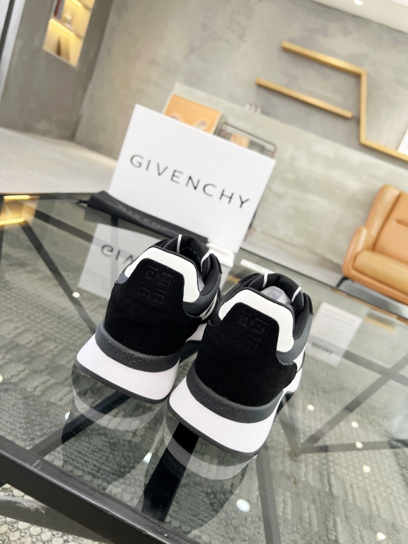 Givenchy Sneakers